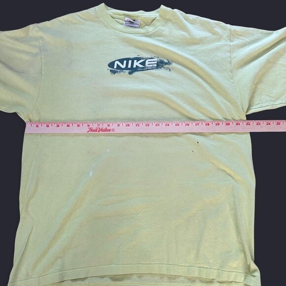 Vintage 90s Green Nike T-Shirt - Picture 5 of 6